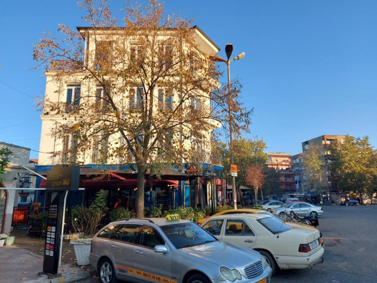 Amo'S Hotel Shkoder Ngoại thất bức ảnh