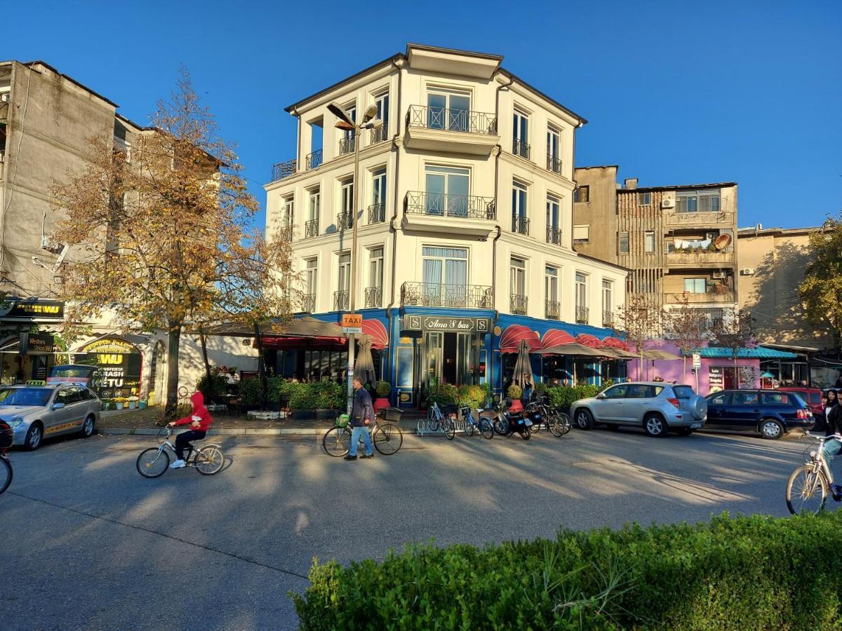 Amo'S Hotel Shkoder Ngoại thất bức ảnh